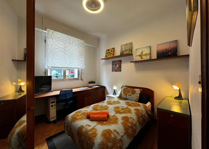 Apartment Deusto. Piso + Wifi Internet T. V. Y Garaje *