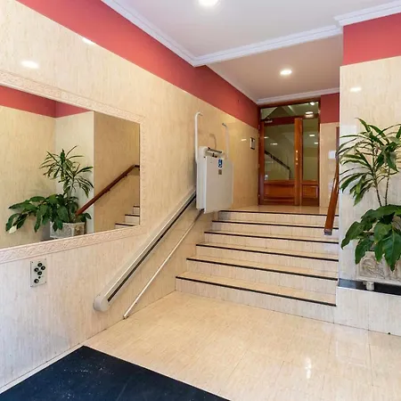 Apartamento Deusto. Piso + Wifi Internet T. V. Y Garaje Bilbau