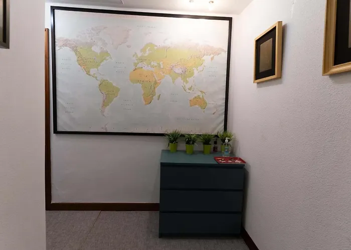 Apartamento Deusto. Piso + Wifi Internet T. V. Y Garaje Bilbau